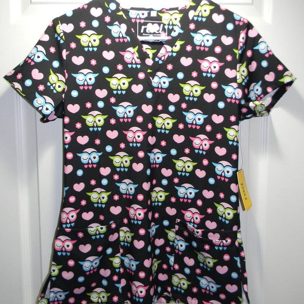 Revel Premium Stretch Scrubs Black Owl Hearts Lucy Valentine's Day XS NWT Pocket